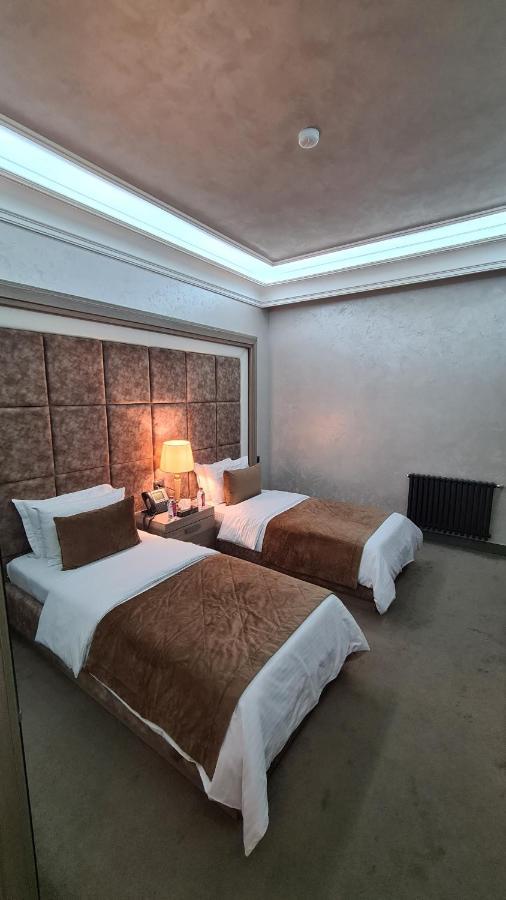 Home Boutique Hostel Baky Esterno foto
